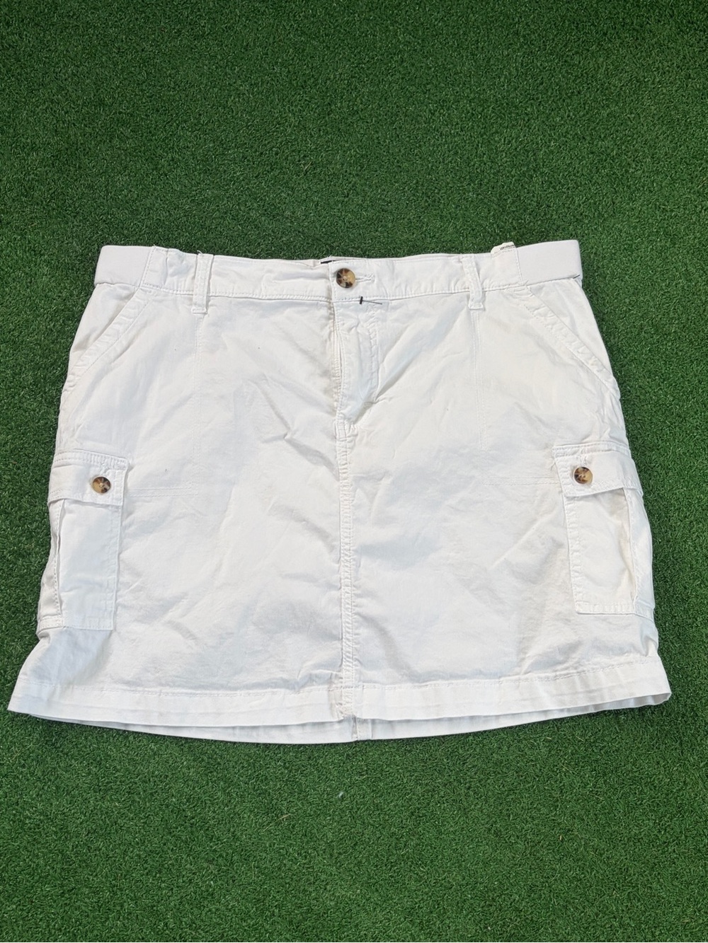 Lee White Casual Mini Skirt with Pocket Detail
